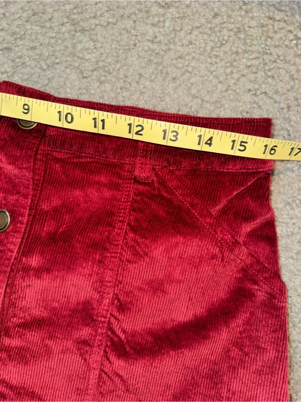 Draper James size 12 Corduroy Button-Front burgundy Ruffled Mini Skirt - Picture 6 of 7